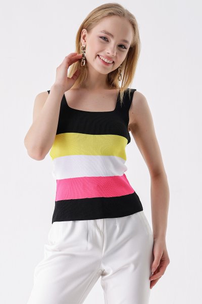 Kare Yaka Renkli Çizgili BLUZ