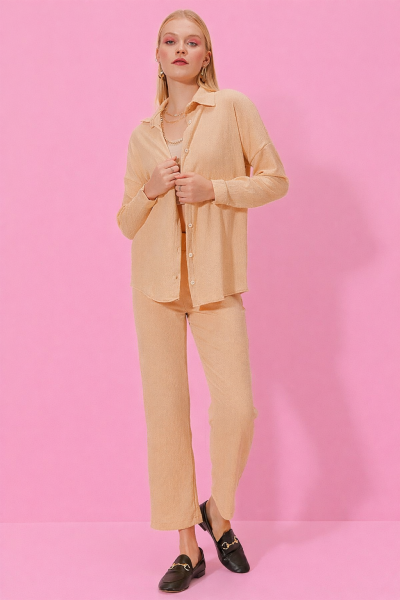 Önü Düğmeli Bürümcük Takım