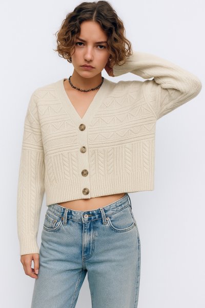 V Yaka Premium Düğmeli Crop Triko Hırka