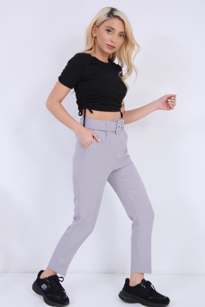 Havuç Kemerli Kumaş Pantolon