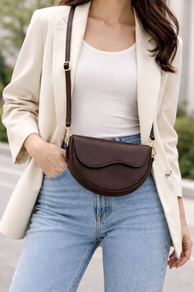 Simetri Kapak Detaylı Omuz ÇANTA